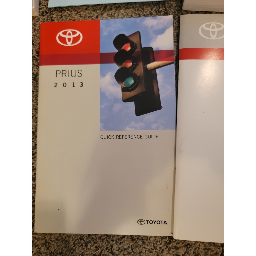 Toyota Prius 2013 NEW ‎ owners manuals with Carrying Case - Picture 5 of 7